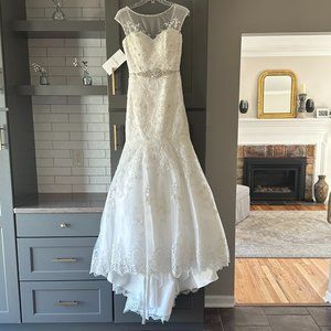 Ivory Fit and Flare Wedding Dress with Lace Cap Sleeves, Size 8